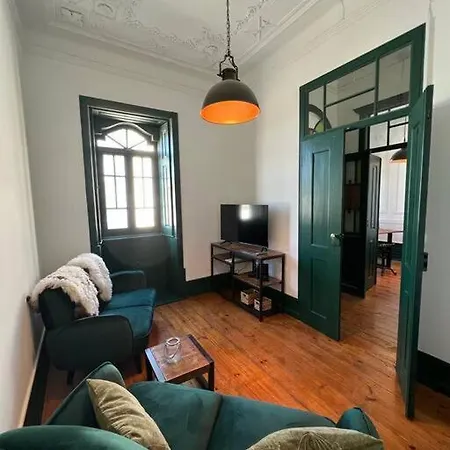 Jugendstil - 2 Min Zum *