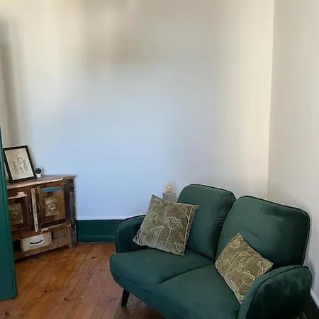 Jugendstil - 2 Min Zum Casa de Férias