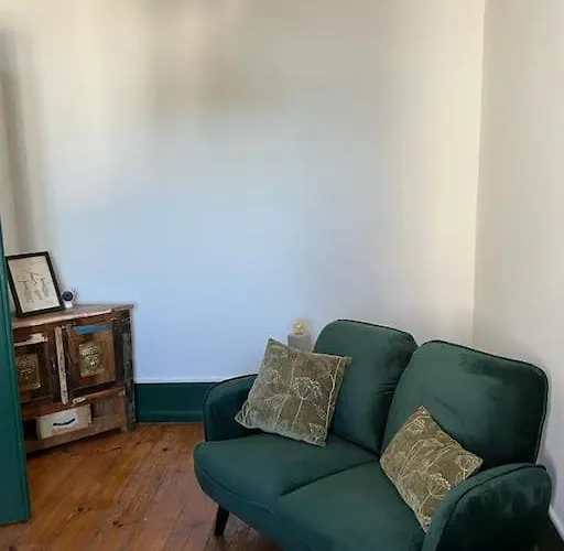 Jugendstil - 2 Min Zum Casa de Férias