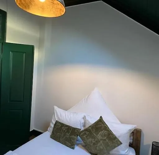 Jugendstil - 2 Min Zum Casa de Férias